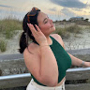 Meet your Posher, Dana